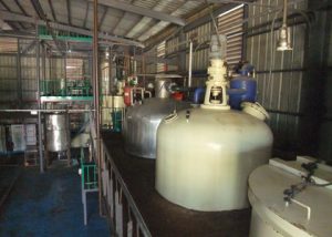 semi continuous oil refining process