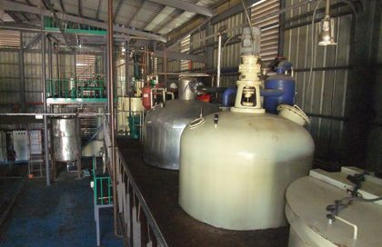 semi continuous oil refining process